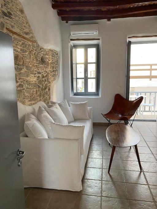 Venghera Naousa Apartment In The Heart Of Naousa Екстериор снимка